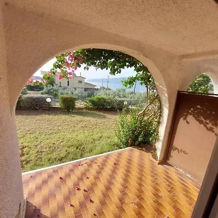 Afroditi House '6 * Kórfosz